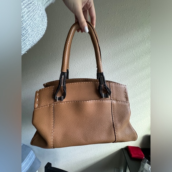 VBH Via First Edition Tan Calfskin Handbag - Picture 4 of 14
